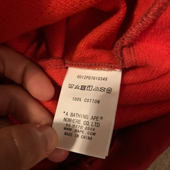 Bape Red OG Camo Shark Shorts Size Small - Picture 5 of 7